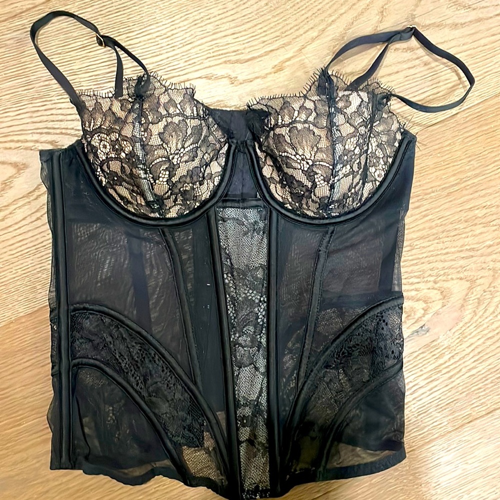 Victoria secret bustier